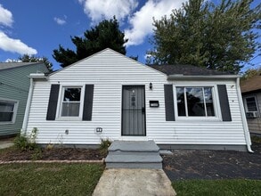 13506 Bennington Ave in Cleveland, OH - Building Photo - Building Photo