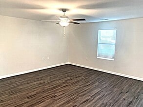 7125 Spaniel Ct in Wilmington, NC - Building Photo - Building Photo