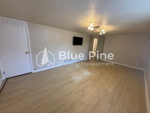 660 Park Ln in Pocatello, ID - Building Photo - Building Photo