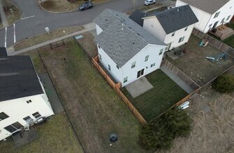 9998 Terra Glenn Street Southeast in Yelm, WA - Building Photo - Building Photo