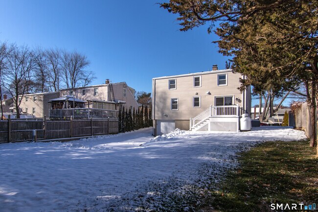 26 Chelene Rd in Norwalk, CT - Building Photo - Building Photo