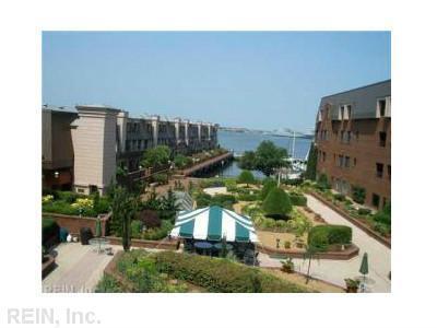 255 College Cross in Norfolk, VA - Building Photo
