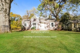 522 Woodbury Rd in Jackson, MS - Building Photo