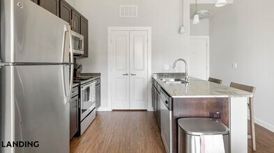 4300 Cromwell Dr, Unit 5305 in Kyle, TX - Building Photo - Building Photo