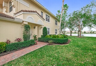 9773 Bowline Dr, Unit Bowline Dr #203 in Royal Palm Beach, FL - Building Photo - Building Photo