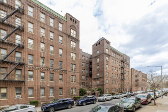 611 Argyle Road in Brooklyn, NY - Building Photo - Primary Photo