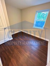 860 Berry St NE-Unit -Apt B in Cleveland, TN - Building Photo - Building Photo
