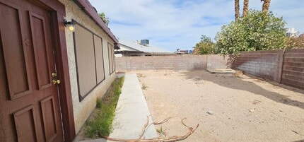 3922 Cll Tereon in Las Vegas, NV - Building Photo - Building Photo