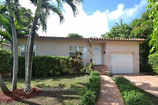 730 SW 20th Rd in Miami, FL - Building Photo
