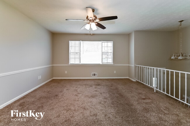 8531 Jenson Dr in Jonesboro, GA - Building Photo - Building Photo