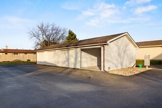 6720 Mariner Dr in Mount Pleasant, WI - Building Photo - Building Photo