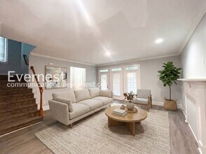 309 Pickfair Way SW in Atlanta, GA - Building Photo - Building Photo