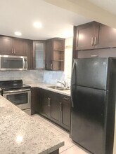 7705 Abbott Ave in Miami Beach, FL - Building Photo - Building Photo