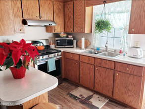 214 Jefferson St in Whiteville, NC - Building Photo - Building Photo