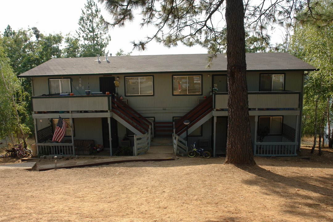 500 in Colfax, CA - Foto de edificio