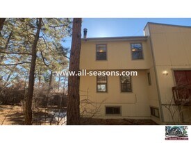 1527 Spg Vly Dr in Colorado Springs, CO - Building Photo