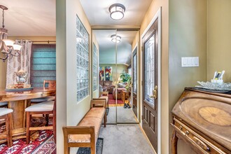 2625 Assiniboine Cres in Winnipeg, MB - Building Photo - Building Photo