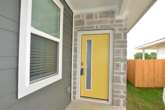 428 Agave Azul Wy in Liberty Hill, TX - Building Photo - Building Photo