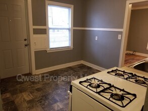 650 Oakdale St SE in Grand Rapids, MI - Building Photo - Building Photo