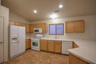 5940 Los Riscos Rd NW in Albuquerque, NM - Building Photo - Building Photo