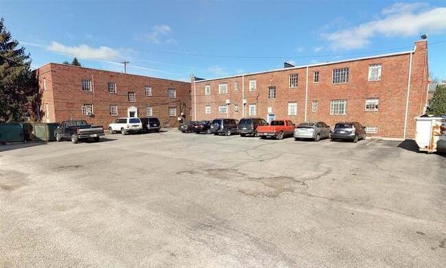 1157 Bryden Rd in Columbus, OH - Foto de edificio - Building Photo