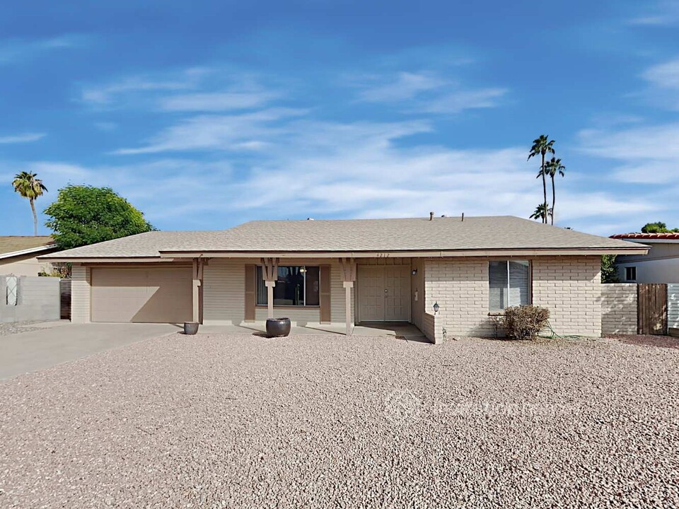 4212 W Cinnabar Ave in Phoenix, AZ - Foto de edificio