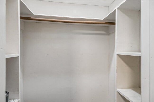 property at 1323 Reddleshire Ln