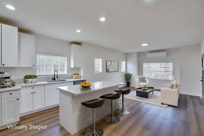 230 N Burlington Ave in Los Angeles, CA - Building Photo - Building Photo