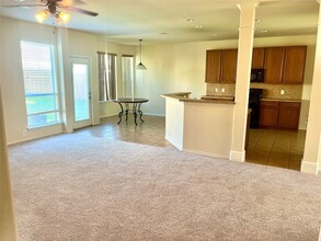 3015 Darby Brook Dr in Fresno, TX - Building Photo - Building Photo