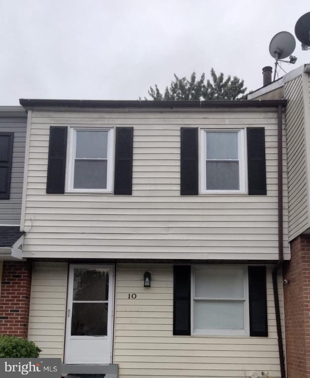 property at 10 Fleming St