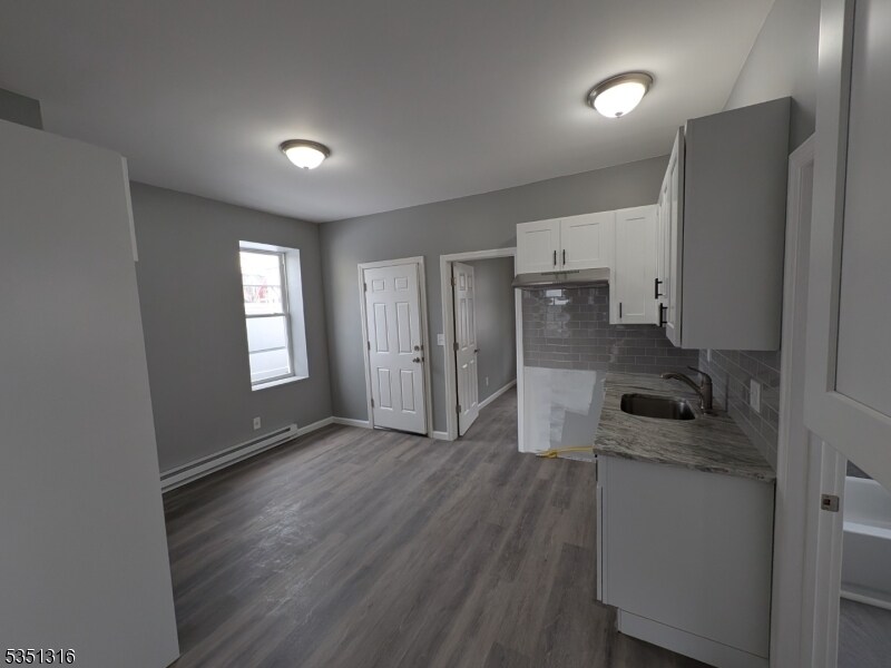 413 River Dr in Garfield, NJ - Building Photo