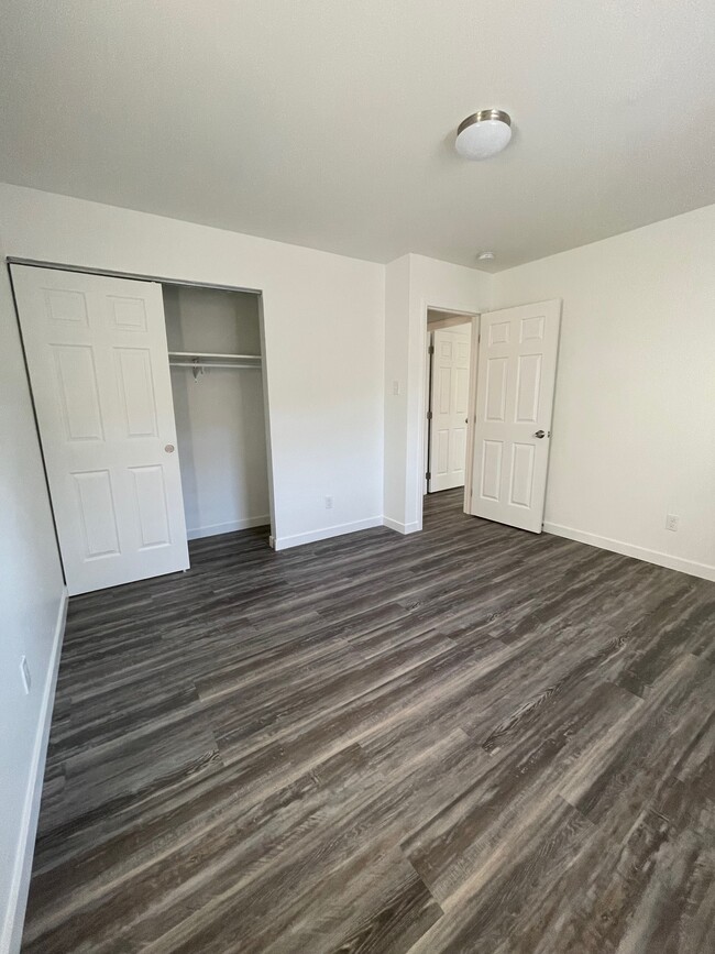 322 Mount Everest Dr, Unit B in Fenton, MO - Building Photo - Building Photo