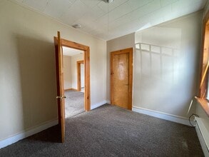 309 Hampden St in Holyoke, MA - Building Photo - Building Photo