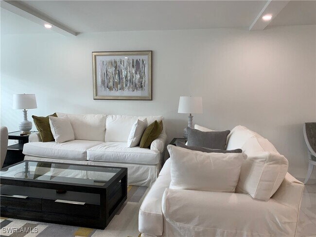 property at 4082 Belair Ln