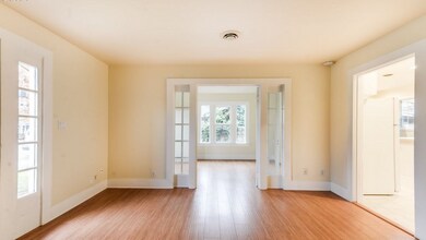 5288 Broadway St in West Linn, OR - Building Photo - Building Photo