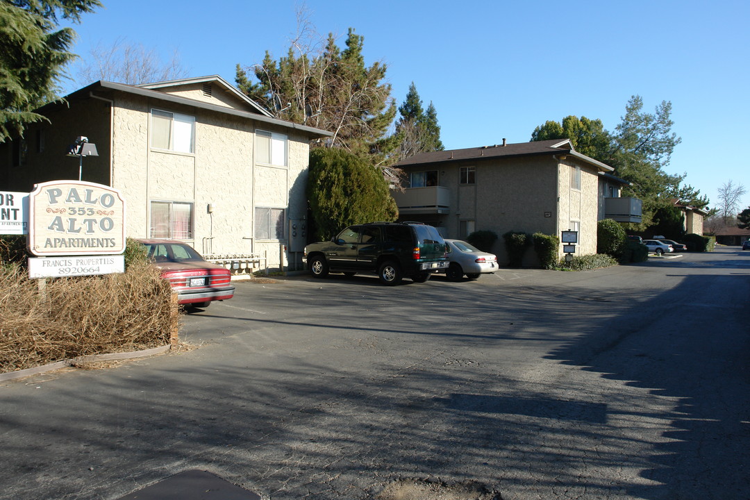 Palo Alto Apartments in Chico, CA - Building Photo