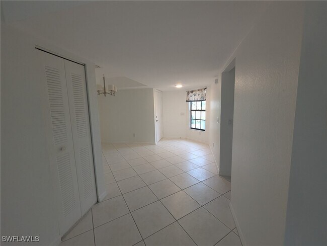 17189 Terraverde Cir in Ft. Myers, FL - Building Photo - Building Photo