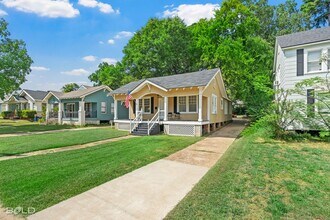 130 E Dalzell St in Shreveport, LA - Building Photo - Building Photo