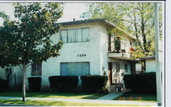 1224 Corson St in Pasadena, CA - Building Photo - Building Photo