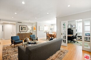 1525 Hayworth Ave in Los Angeles, CA - Building Photo