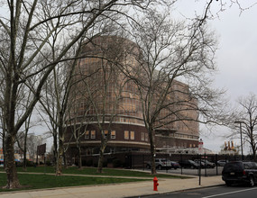 MetroClub in Philadelphia, PA - Building Photo - Building Photo