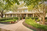Building Photo - Grove at Northwest Hills Apartments in Austin, Texas