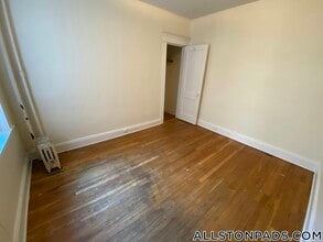 1148 Commonwealth Ave in Boston, MA - Building Photo - Building Photo