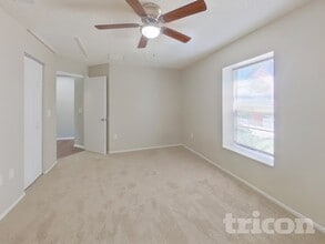 1416 Thistledown Dr in Brandon, FL - Building Photo - Building Photo