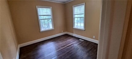 1290 Cahaba Dr SW in Atlanta, GA - Building Photo - Building Photo