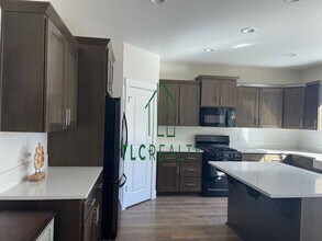 2540 Fieldcress Rd in Eugene, OR - Building Photo - Building Photo