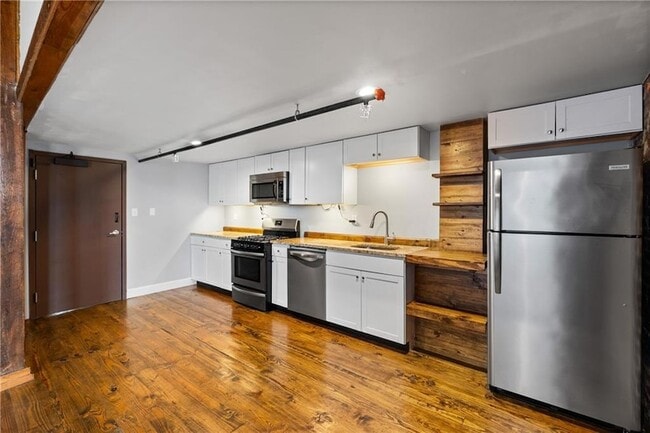 property at 558 St Francis St