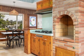 4000 Highland Dr in Carlsbad, CA - Building Photo - Building Photo