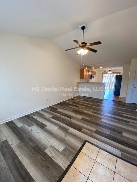 55 Crimson Ct in Highland, IL - Building Photo - Building Photo