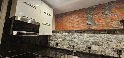 1028 Commonwealth Ave in Boston, MA - Building Photo - Building Photo